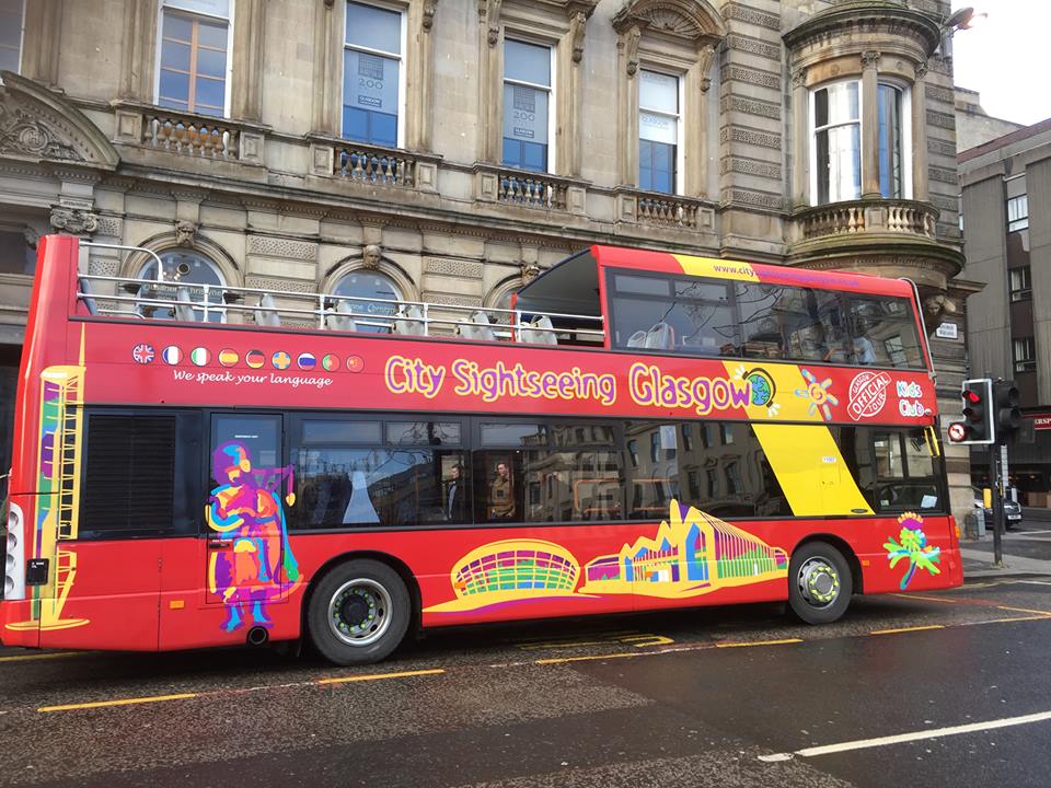 buses travel in glasgow